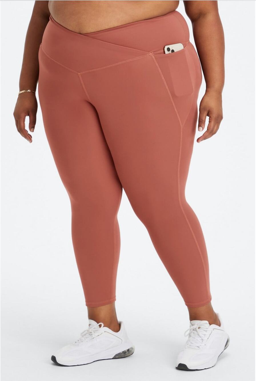 Fabletics Oasis PureLuxe HW Crossover 7/8 Legging Mahogany Plus Size 3X